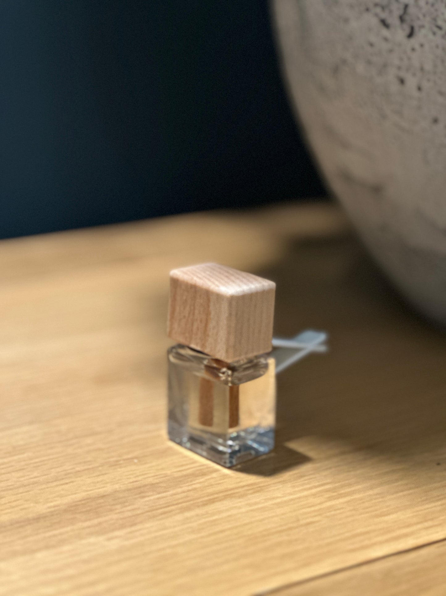 Tobacco & Moss Luxury Car Diffuser